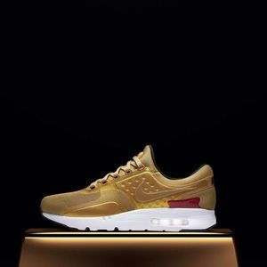 Nike Air Max Zero QS